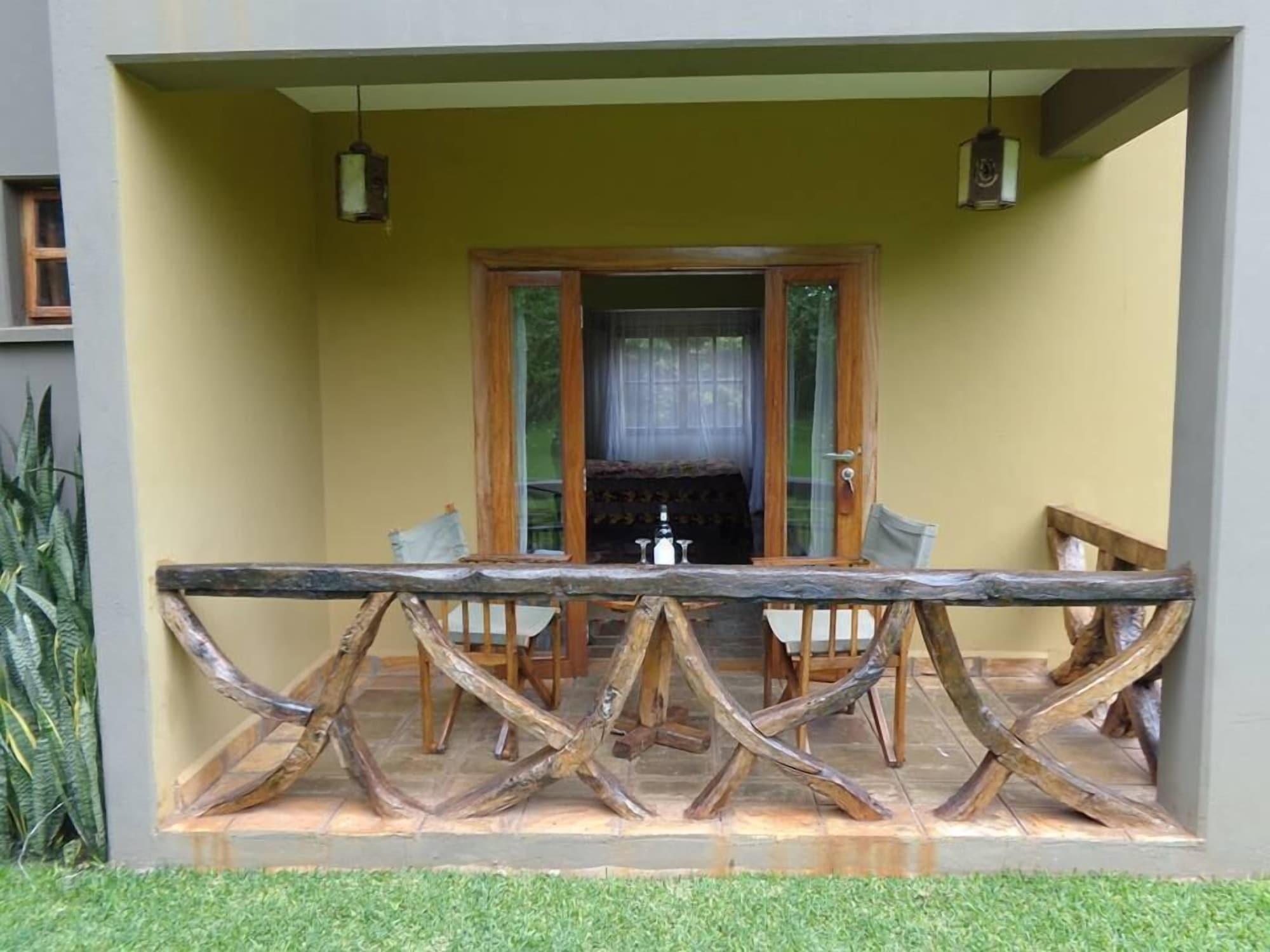 Weru Weru River Lodge Ngoại thất bức ảnh