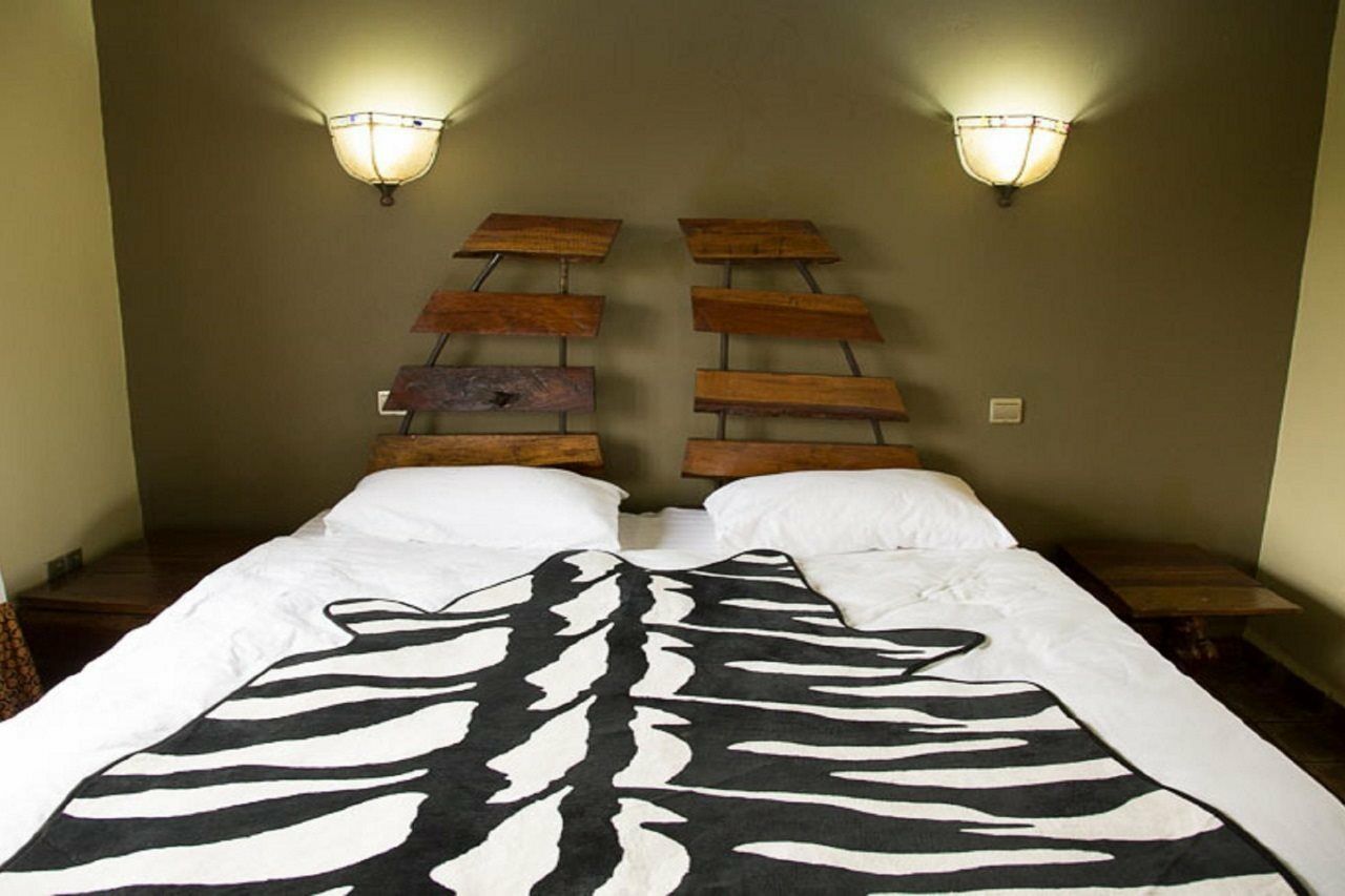 Weru Weru River Lodge Ngoại thất bức ảnh