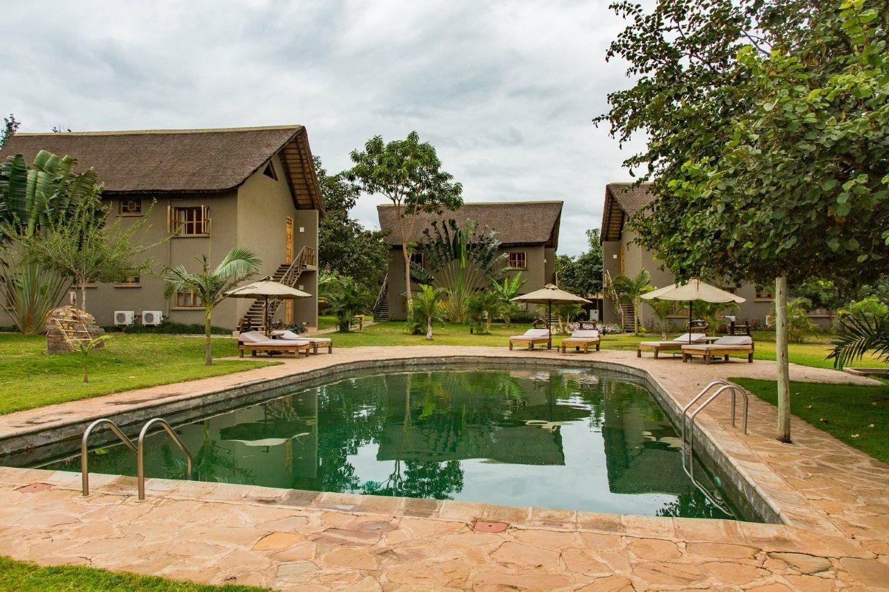 Weru Weru River Lodge Ngoại thất bức ảnh