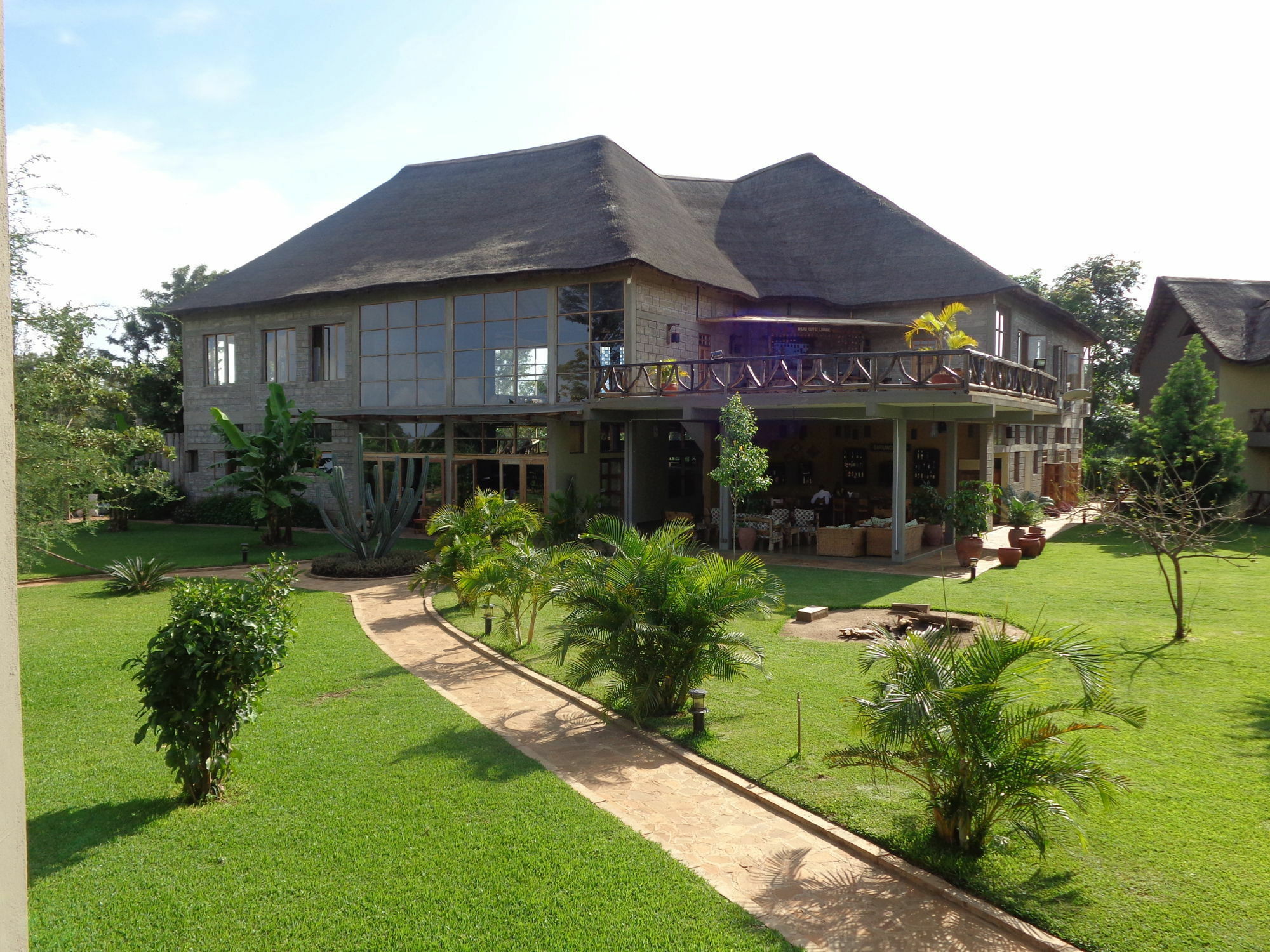 Weru Weru River Lodge Ngoại thất bức ảnh