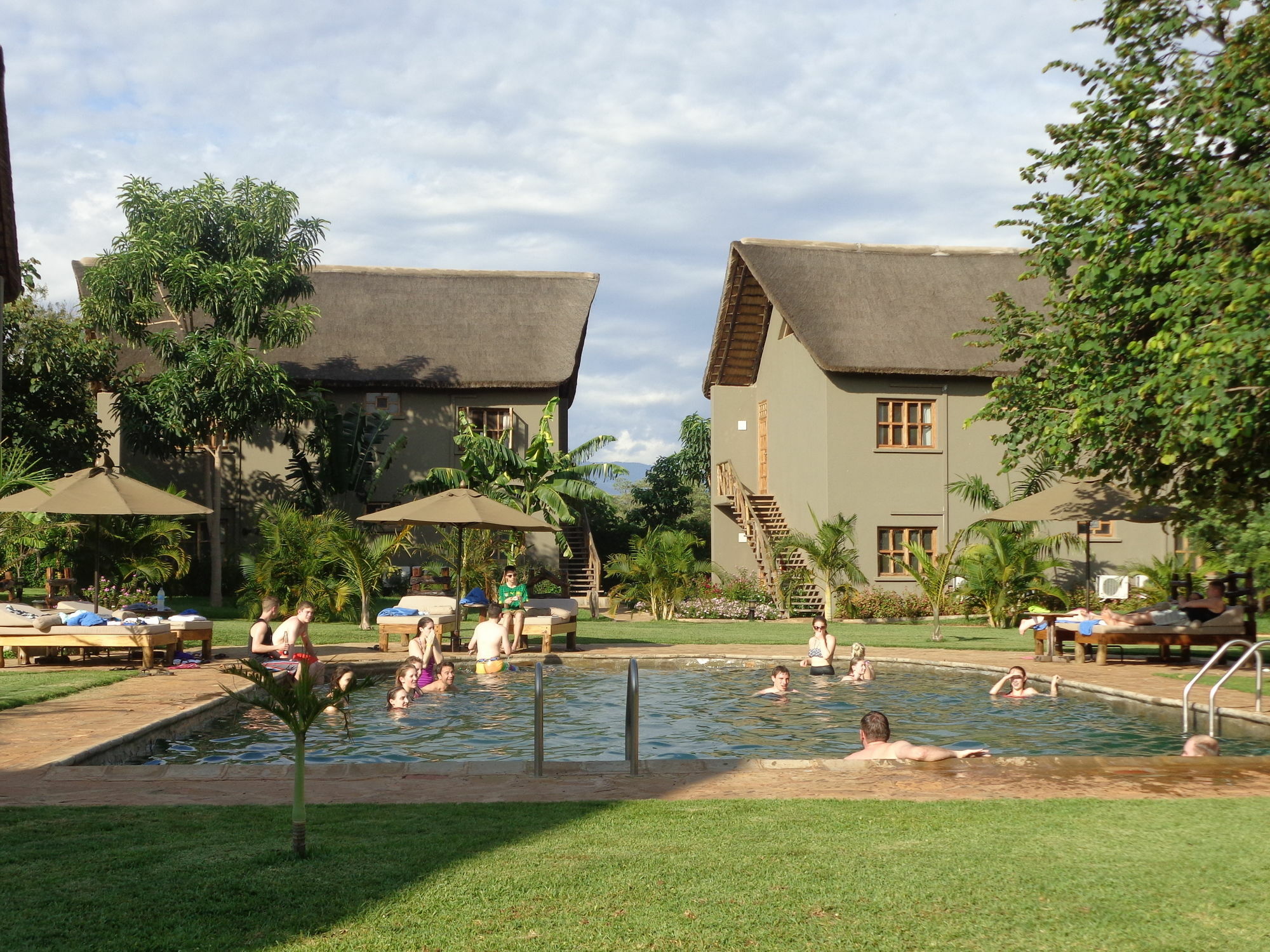 Weru Weru River Lodge Ngoại thất bức ảnh