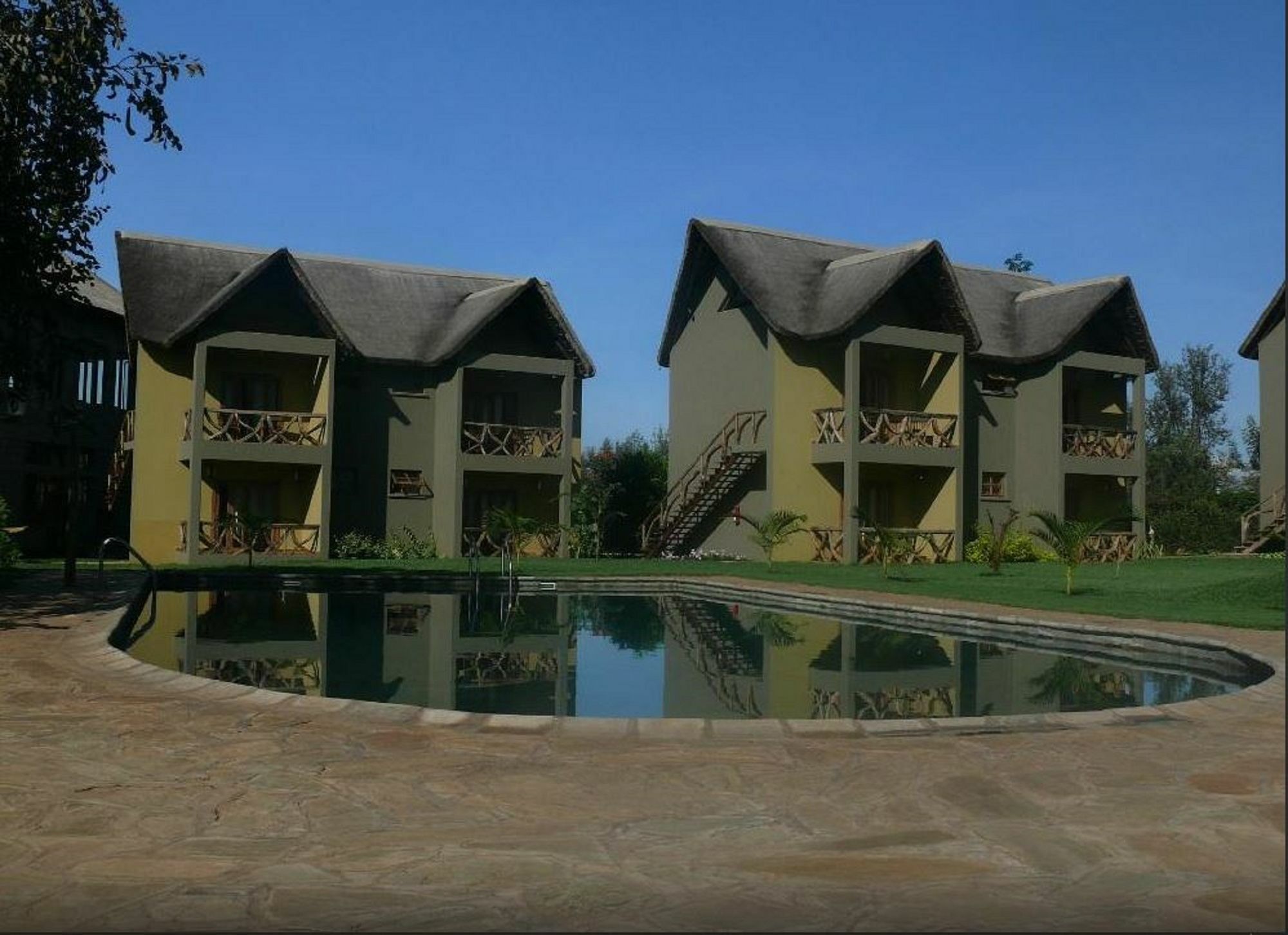 Weru Weru River Lodge Ngoại thất bức ảnh